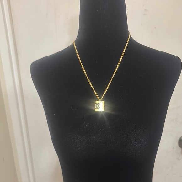 Chanel Gold Layered Necklace Set - Picture 5 of 5